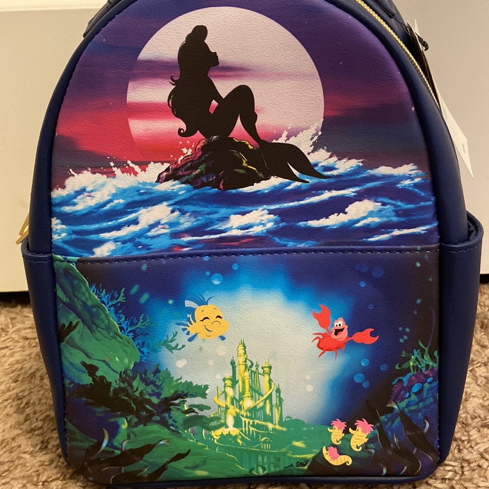 Lounge fly Little mermaid scene mini backpack - Picture 2 of 5